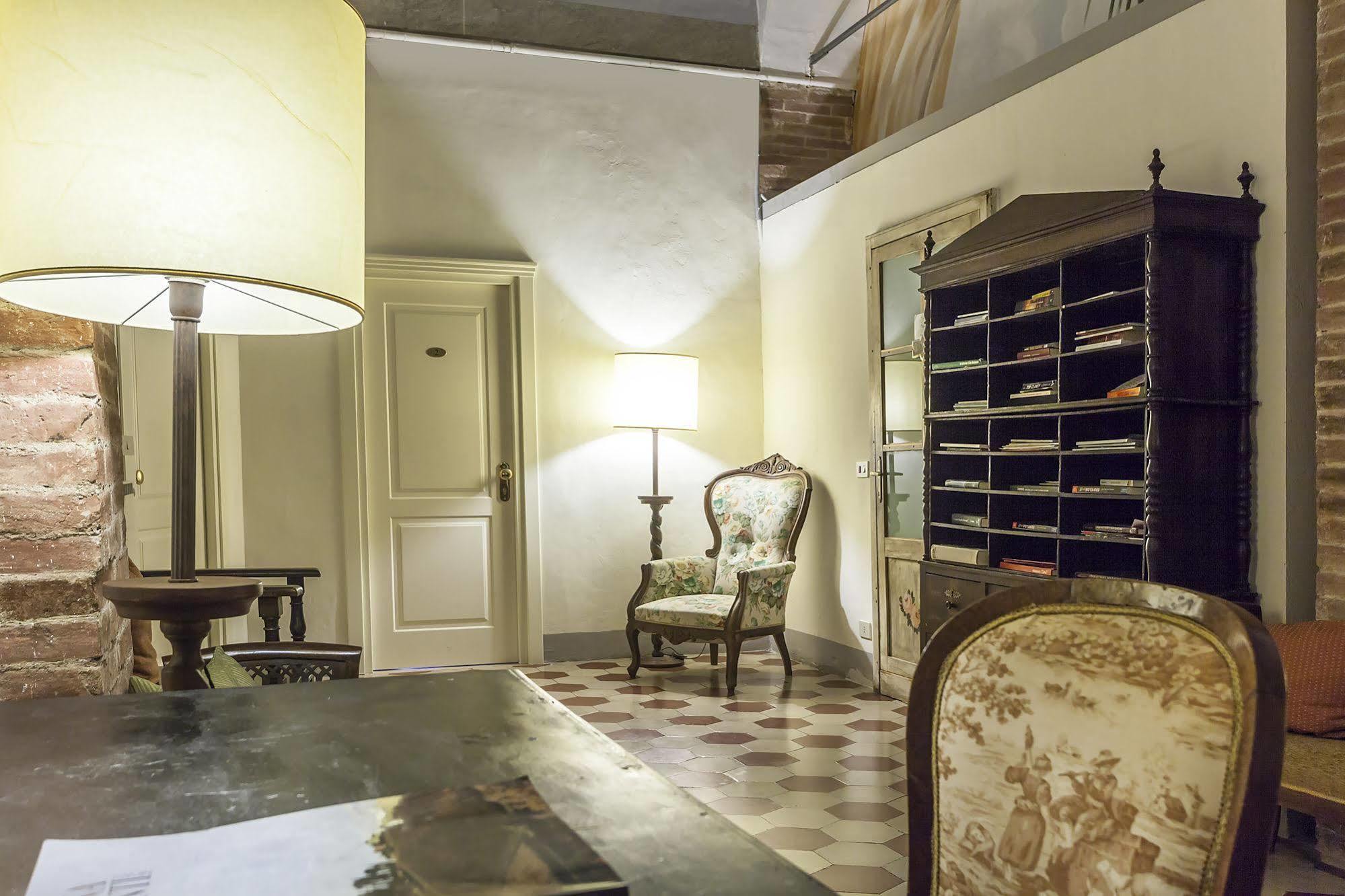Il Chiostro Del Carmine Hotel