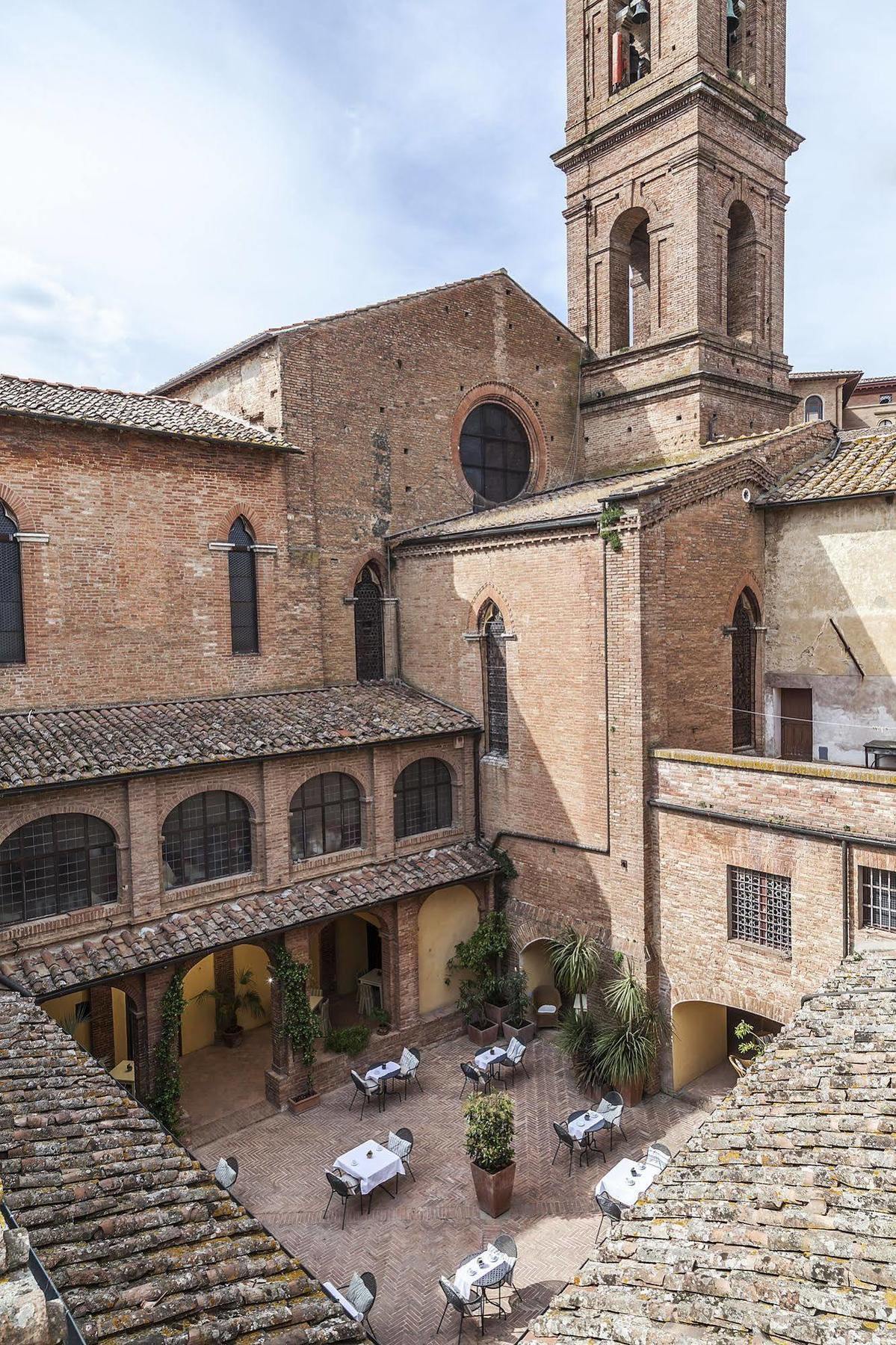 Il Chiostro Del Carmine 4* Siena